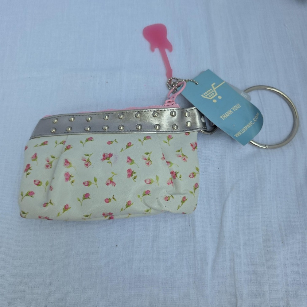 Y2kTransversion Wallet Wristlet Womens  White Floral Rose Studded‎ Key Ring